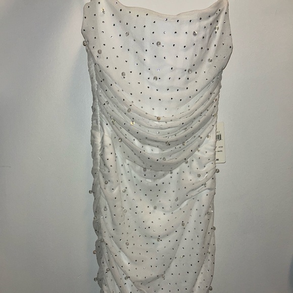 Dress - Picture 2 of 2